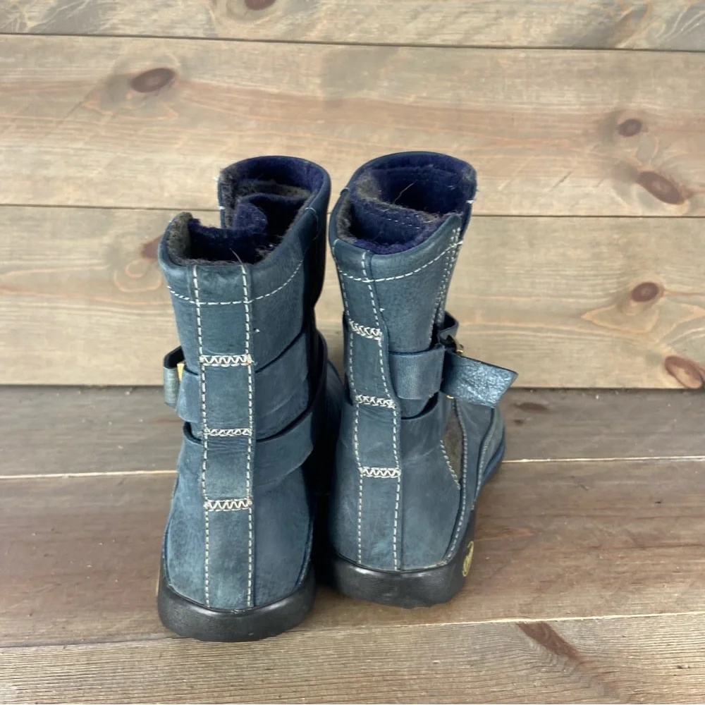 Chaco Hopi Womens size 7 shoes blue leather waterproof pull on winter boots